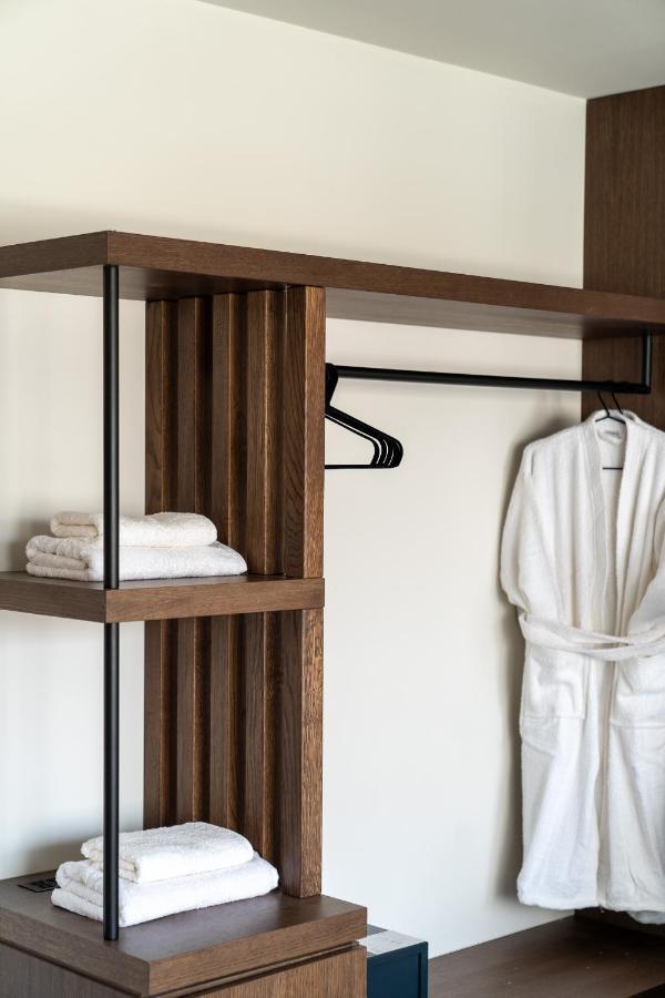 Athens Design Suites Экстерьер фото